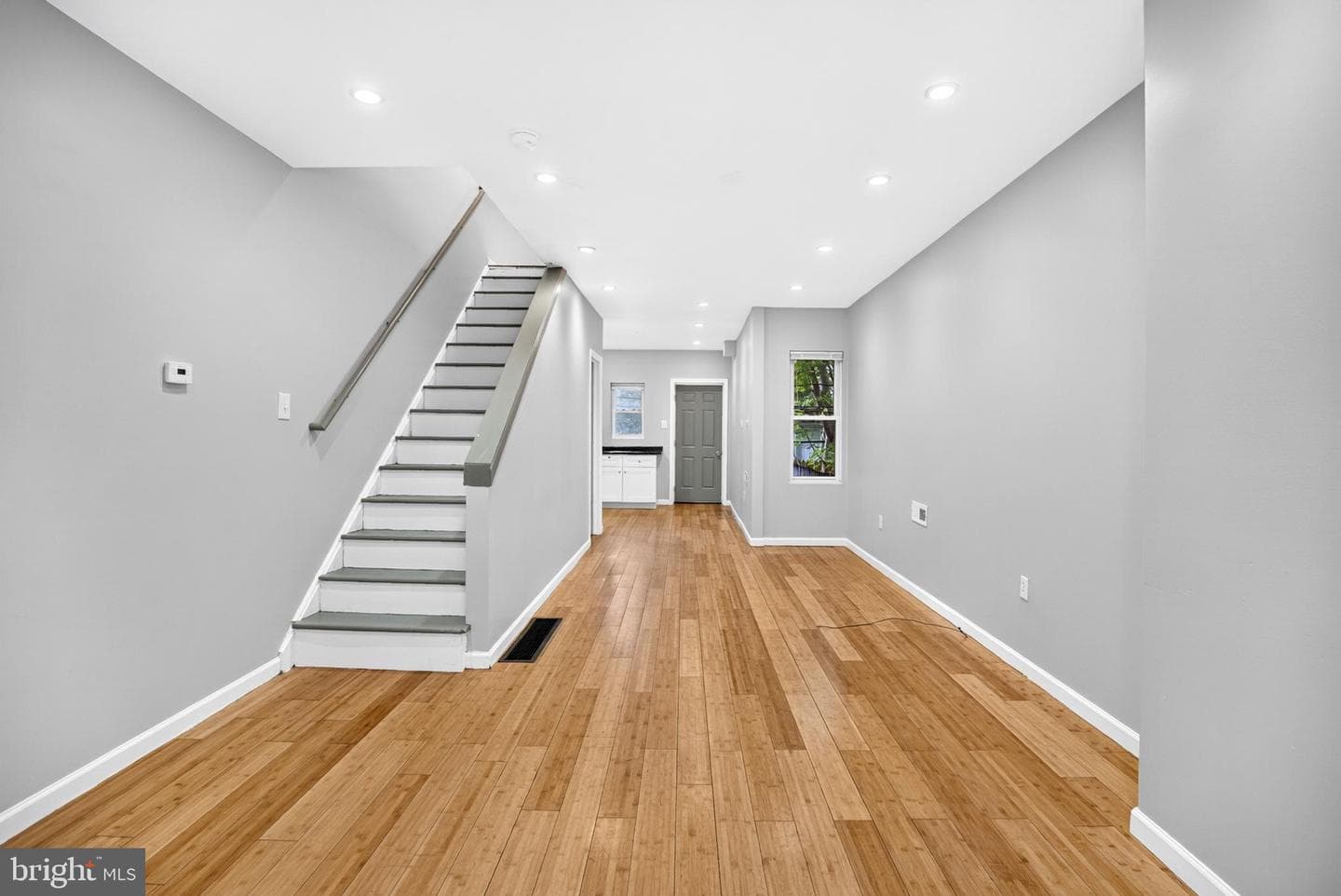 524 N Paxon Street photo 4