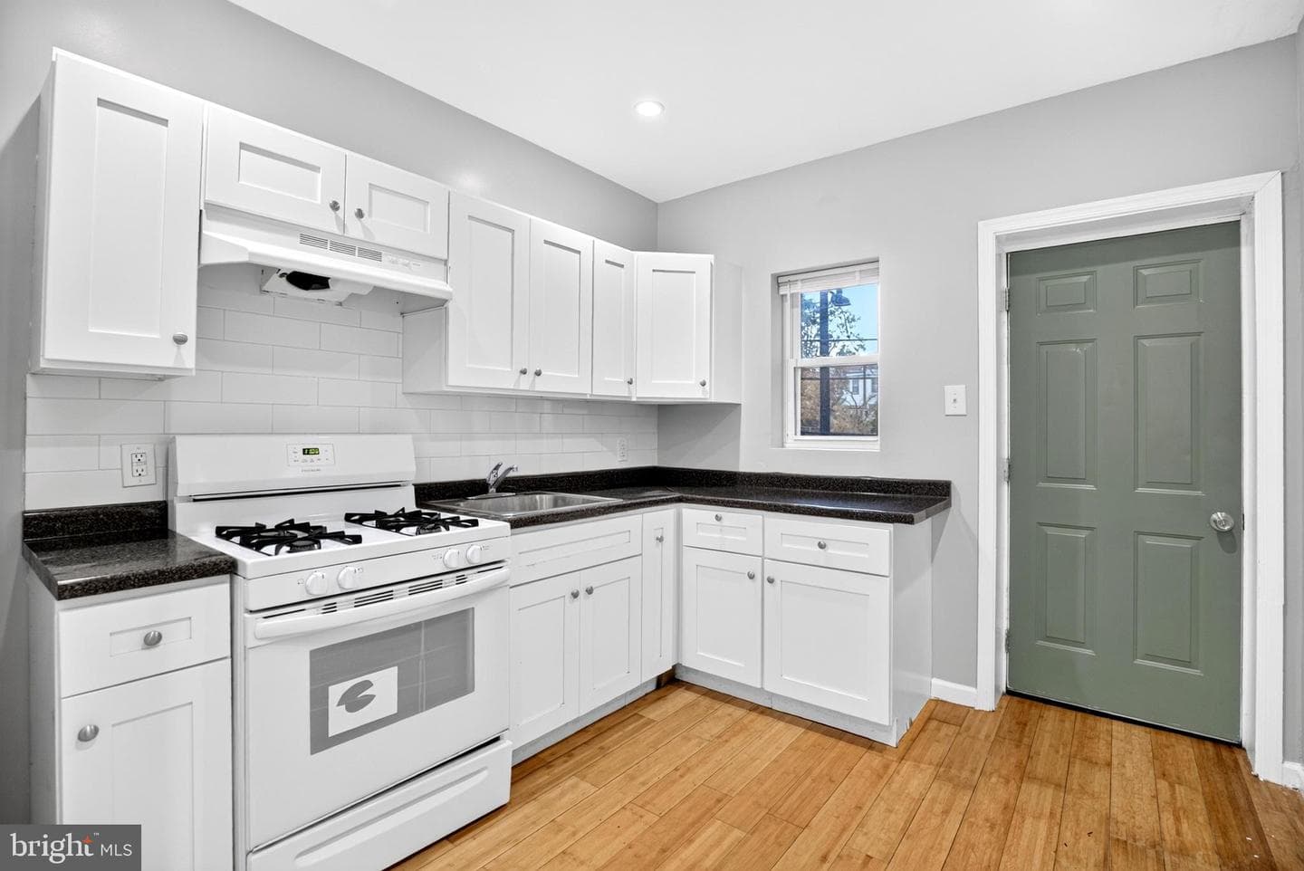 524 N Paxon Street photo 7