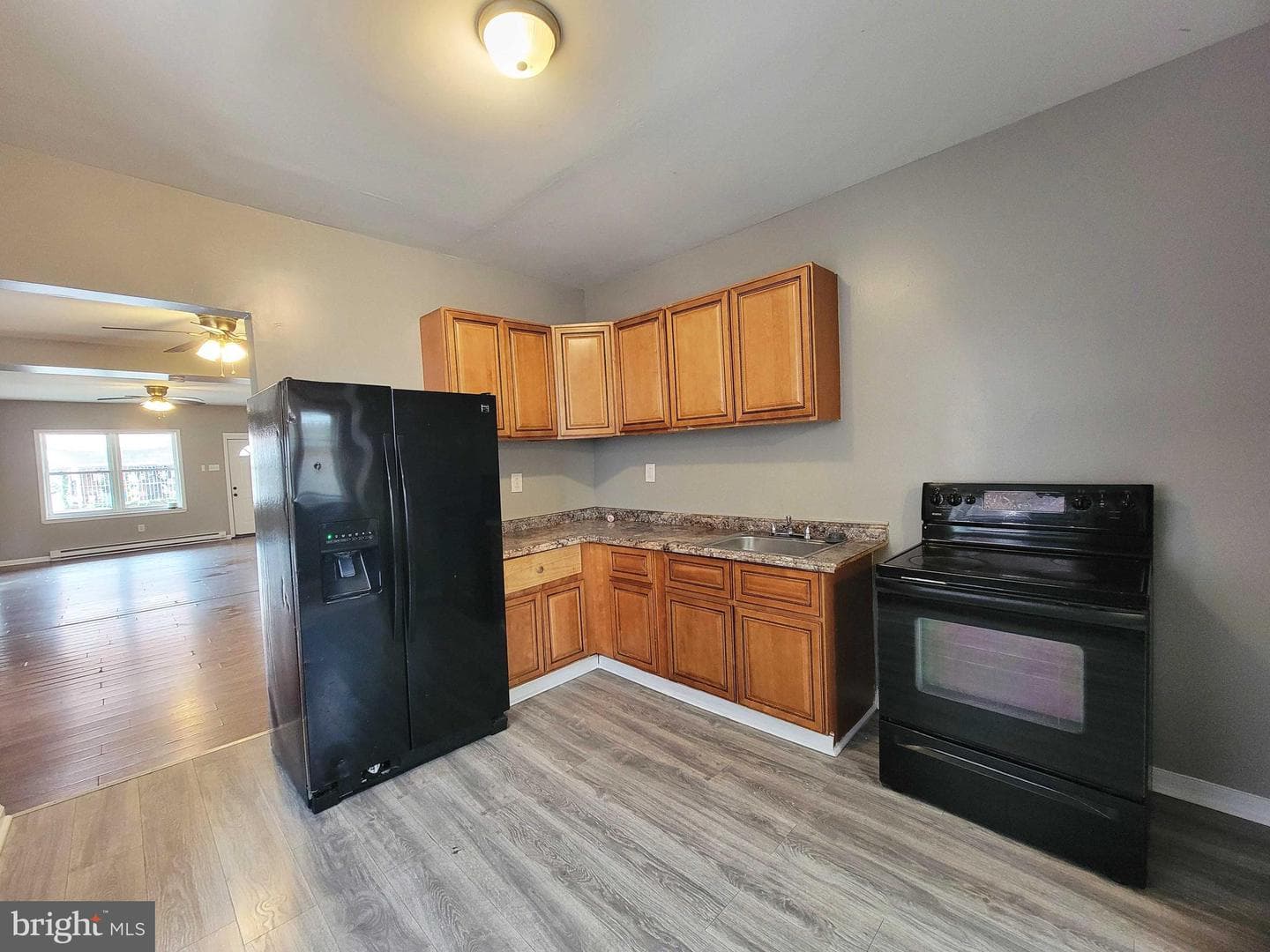 853 E Westmoreland Street photo 10