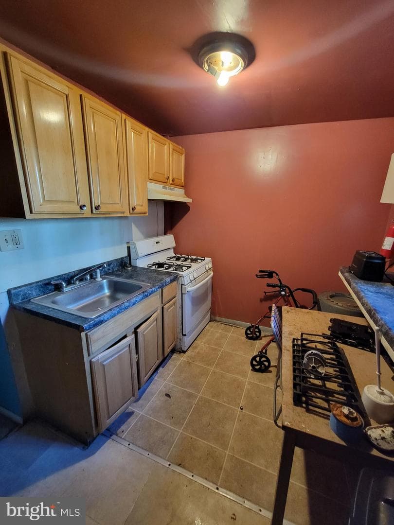 813 W Birch Street photo 15
