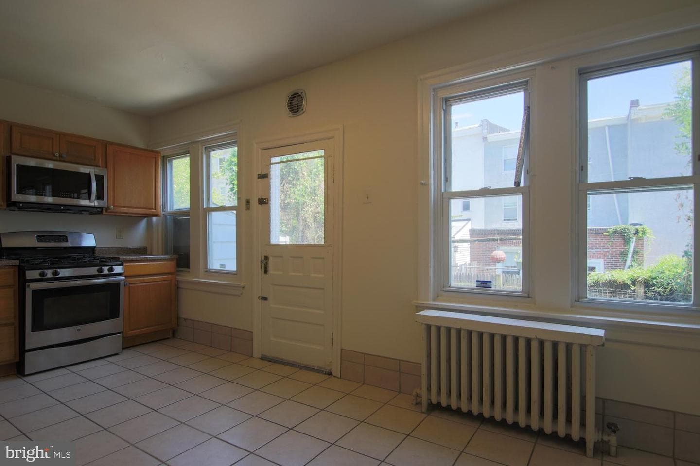 133 Jamestown Street photo 14