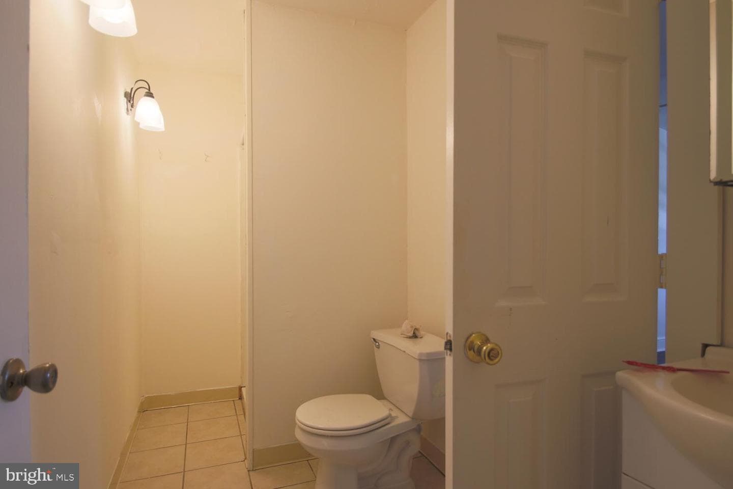 133 Jamestown Street photo 32
