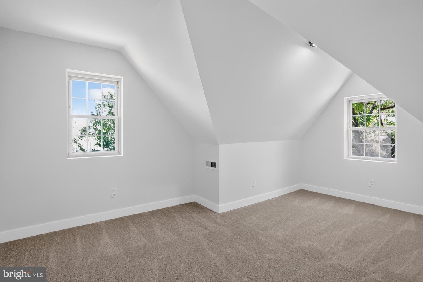 10200 Haldeman Avenue photo 20