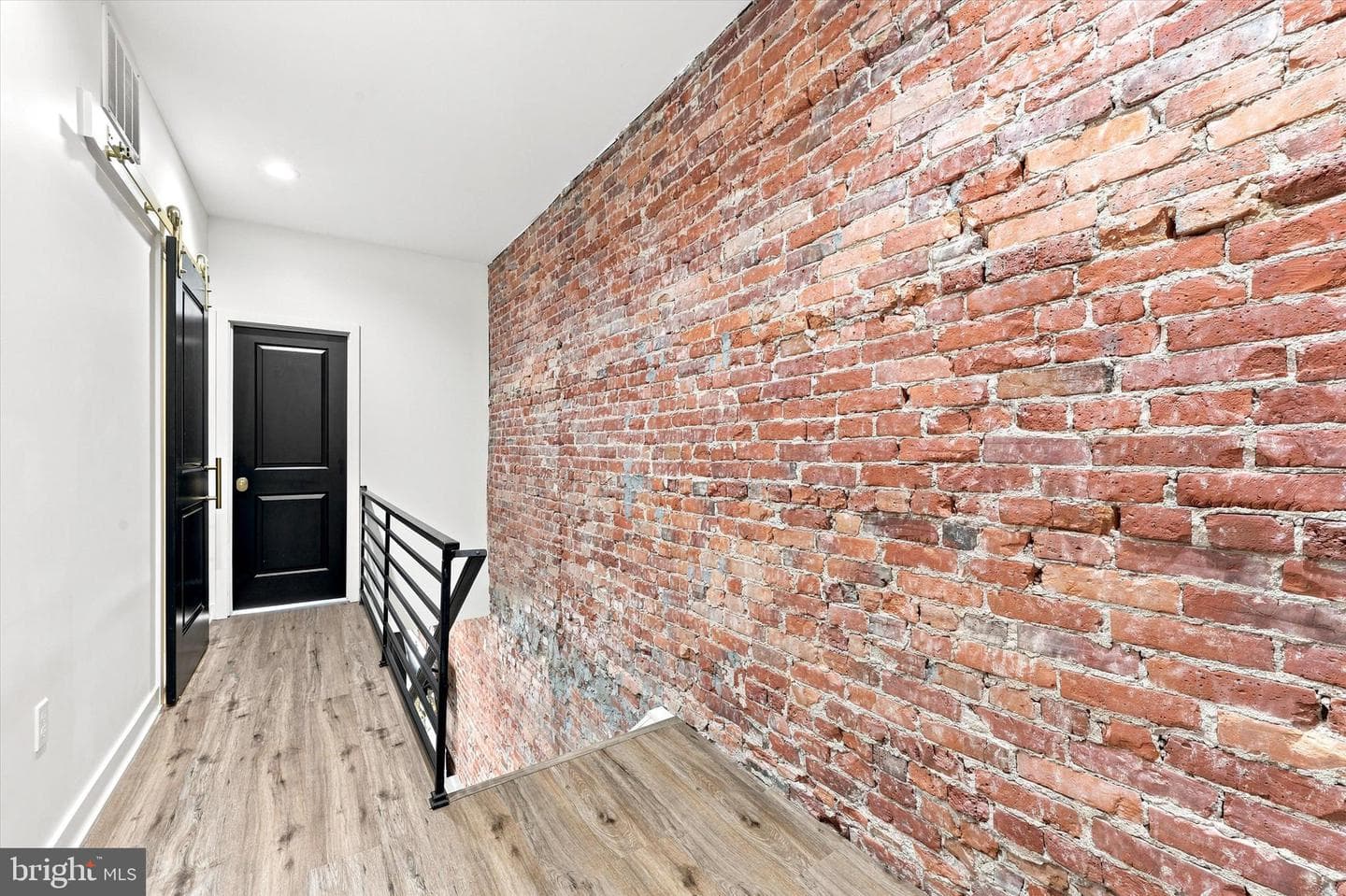 2543 S 17th Street photo 14