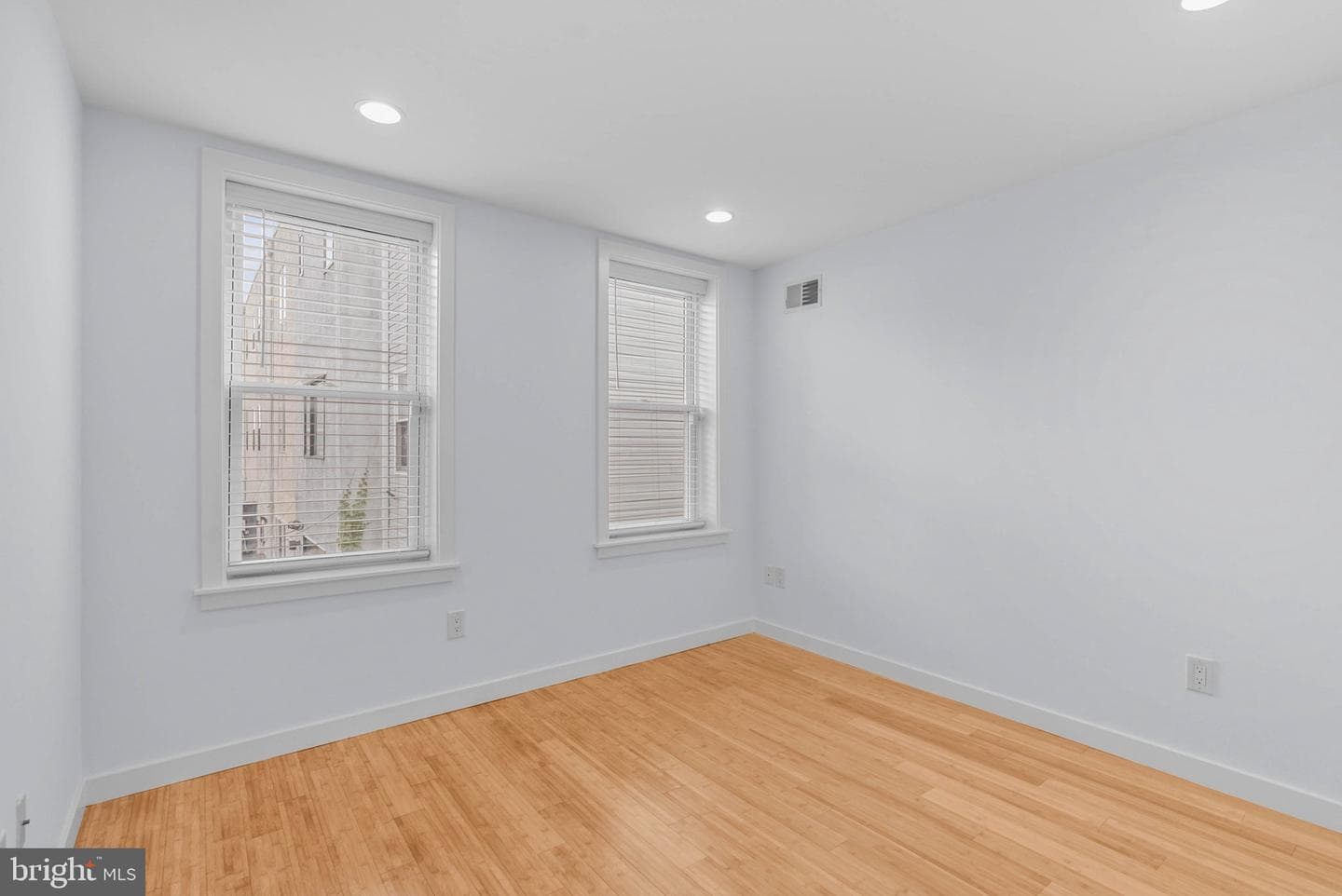 1626 Wharton Street photo 24