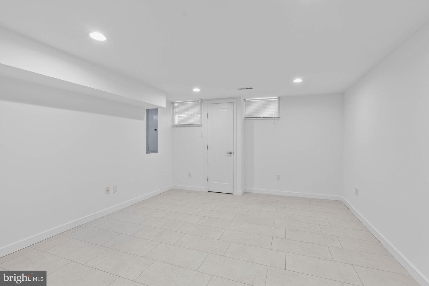 1626 Wharton Street photo 26