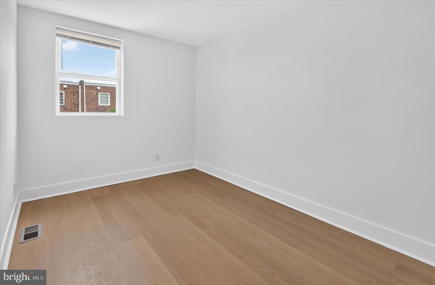 8613 Rugby Street photo 21