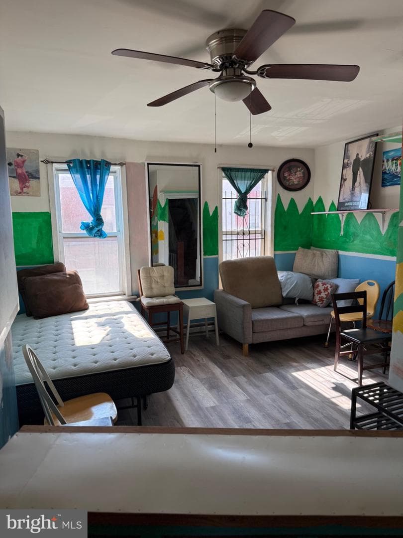 2021 W Westmoreland Street photo 13