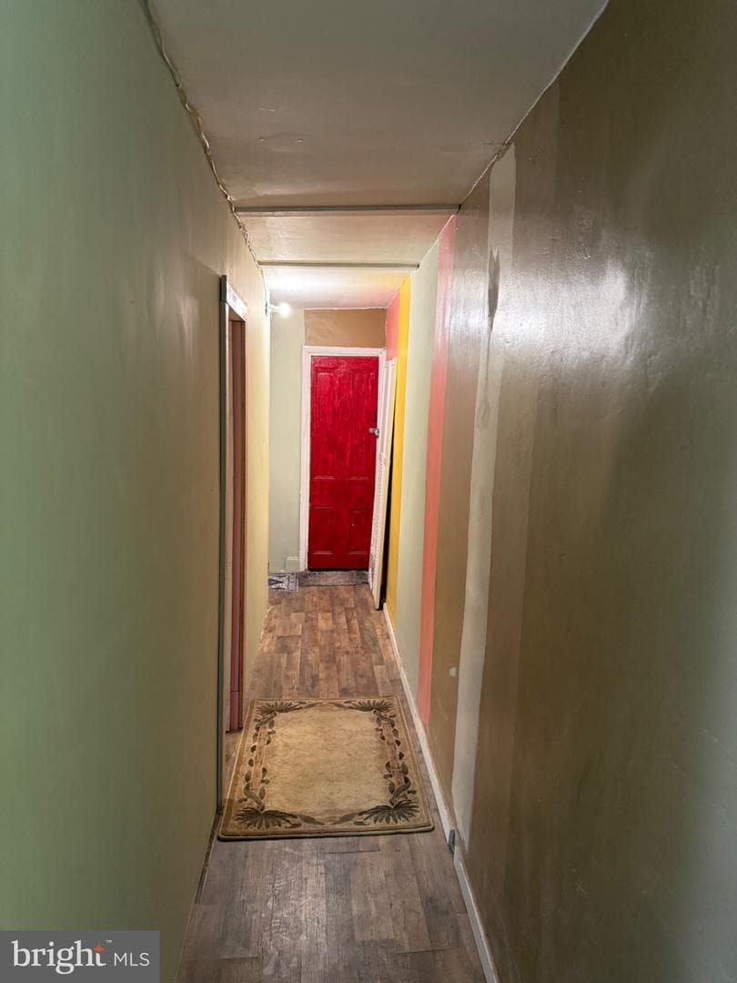 2021 W Westmoreland Street photo 8