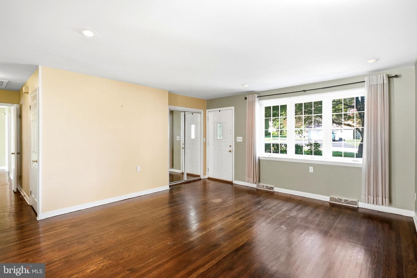 801 Southampton Road photo 11