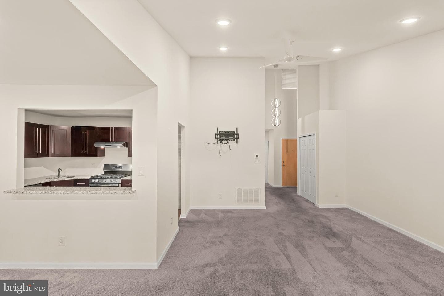 301 Byberry Road #f15 photo 11