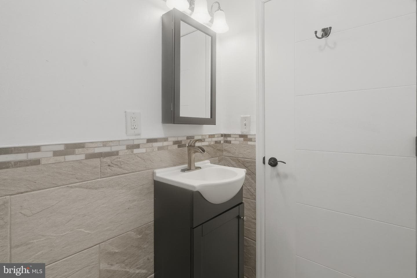 1029 S 51st Street photo 32