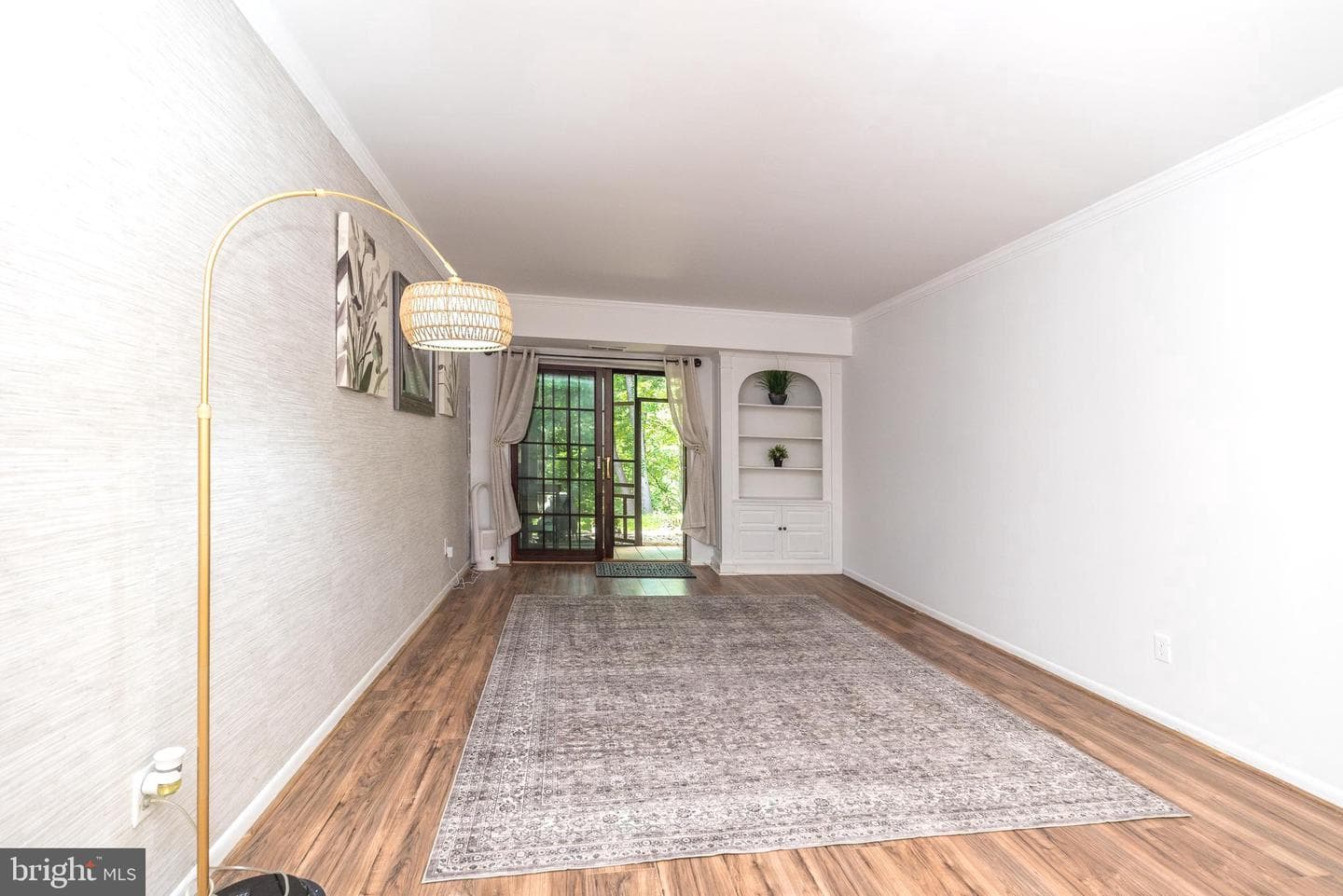 307 Shawmont Avenue #d photo 2