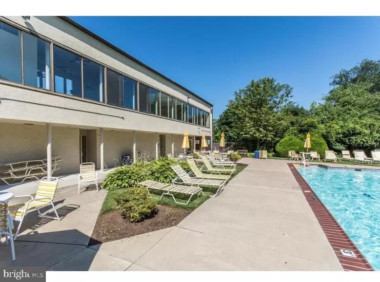 307 Shawmont Avenue #d photo 34