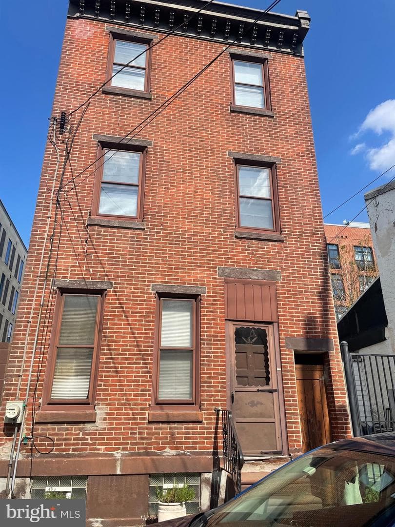 1137-39 E Dunton Street photo 1