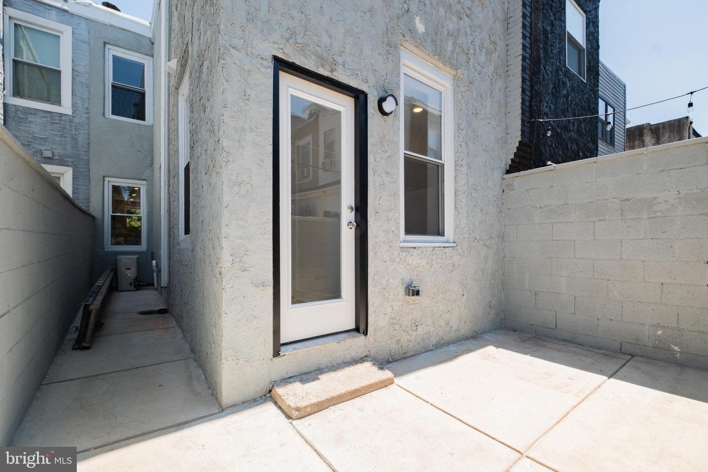 1136 S 22nd Street photo 38