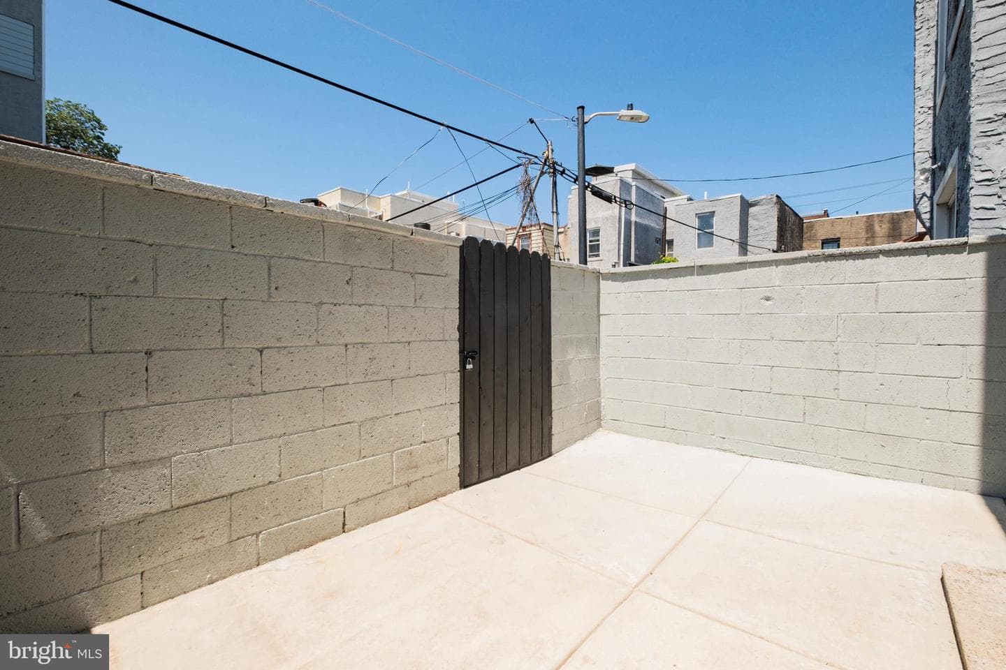 1136 S 22nd Street photo 39