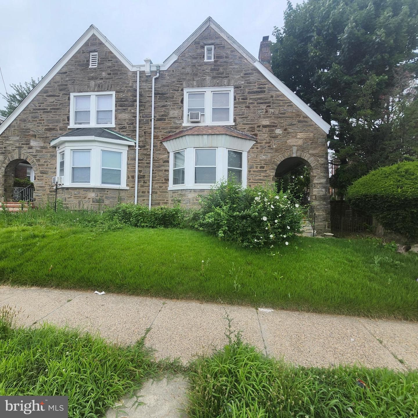 1415 E Washington Lane, Philadelphia