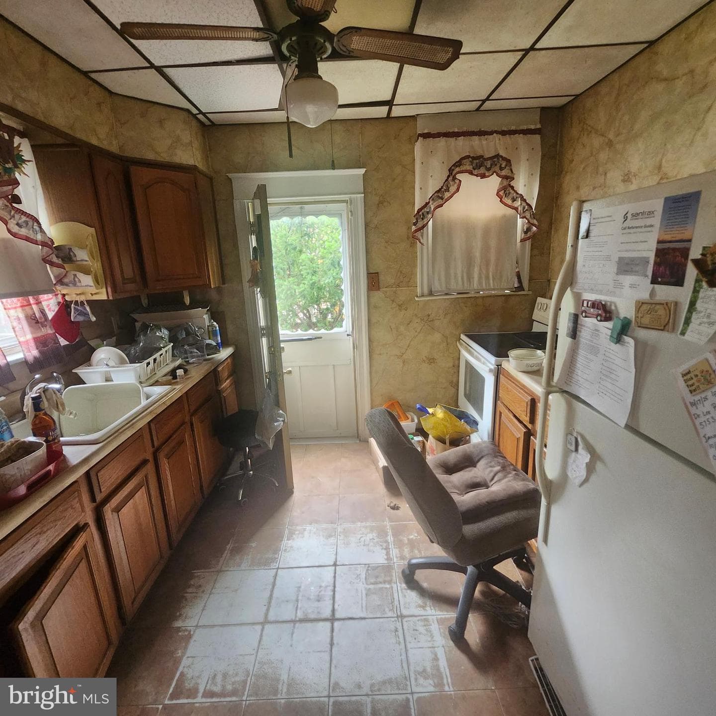 1415 E Washington Lane photo 8