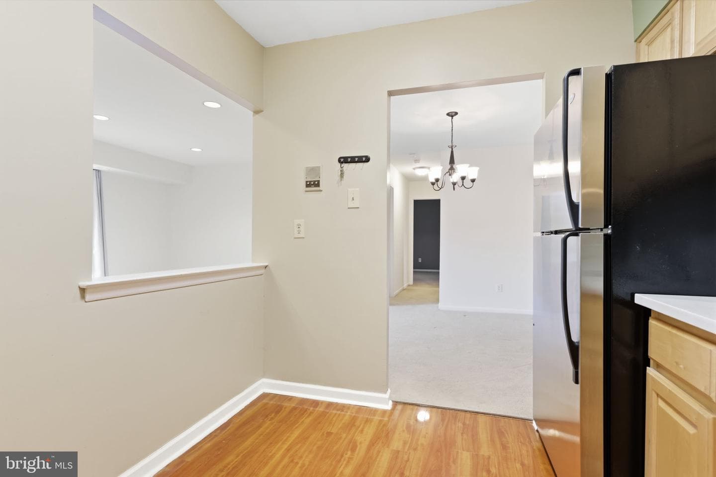 55204 Delaire Landing Road #204 photo 11