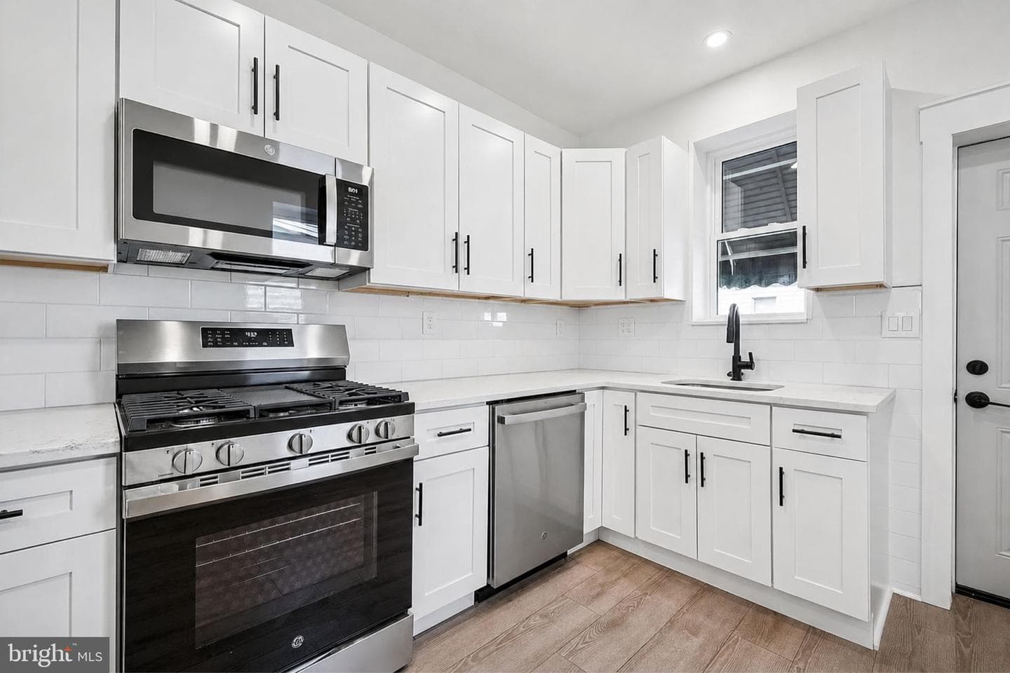 3450 Almond Street photo 1