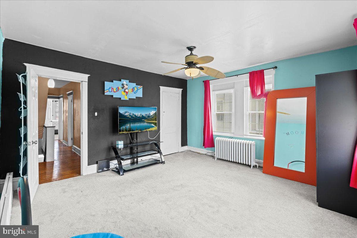 326 E Sanger Street photo 16