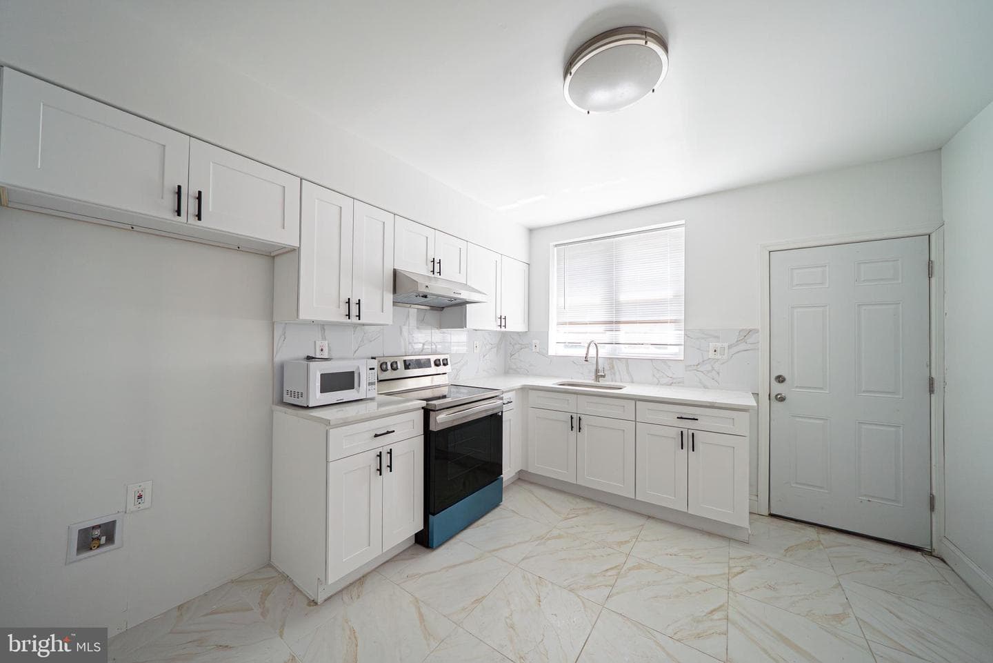 1209 S Broad Street photo 12