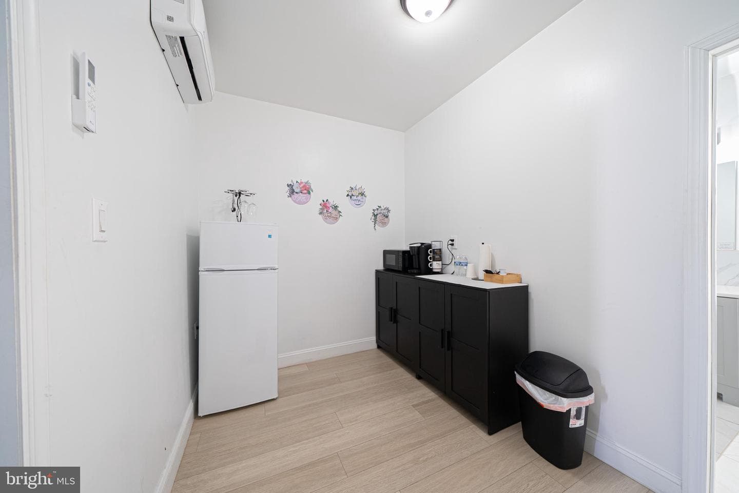 1209 S Broad Street photo 24