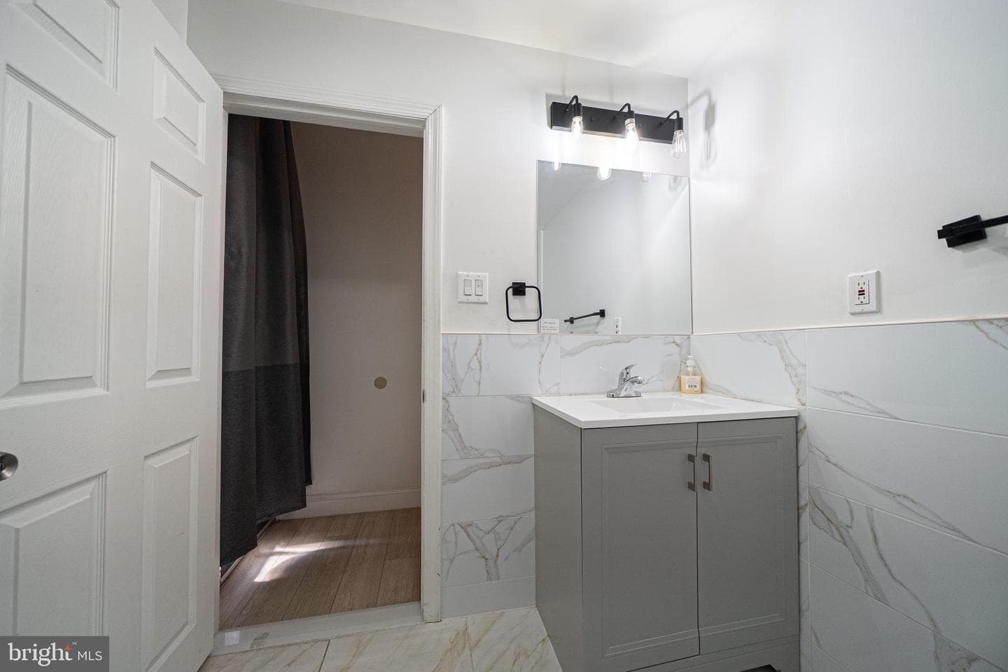 1209 S Broad Street photo 7