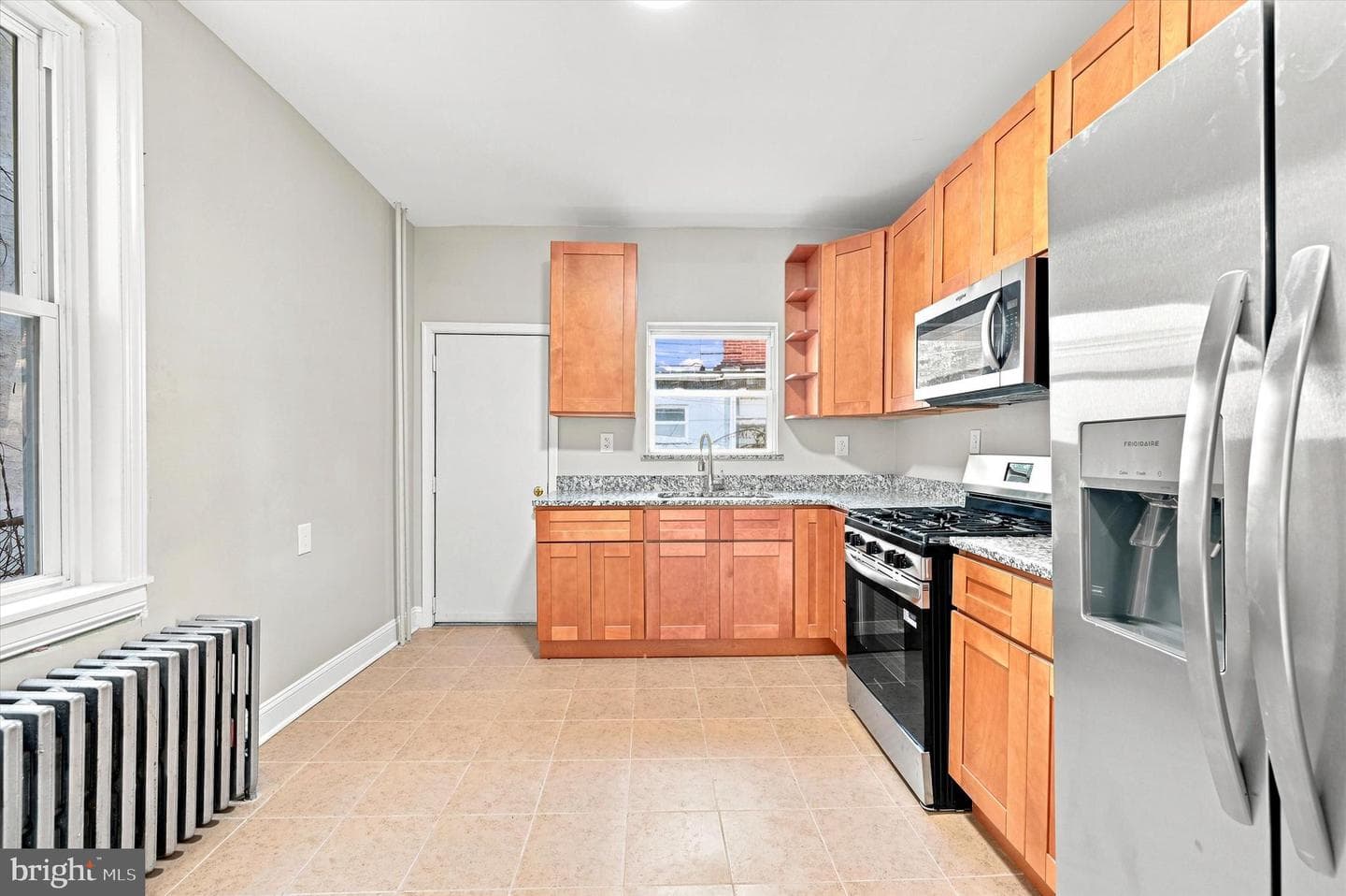 130 N Sickels Street photo 11
