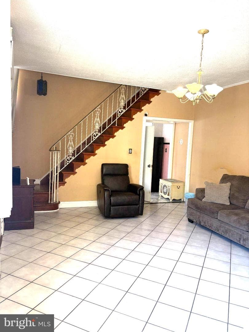 1127 Mifflin Street photo 4