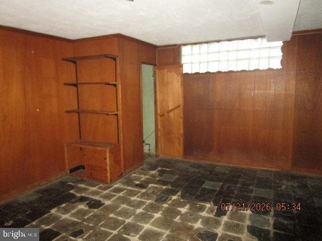 1132 Englewood Street photo 13