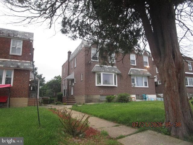 1132 Englewood Street photo 3
