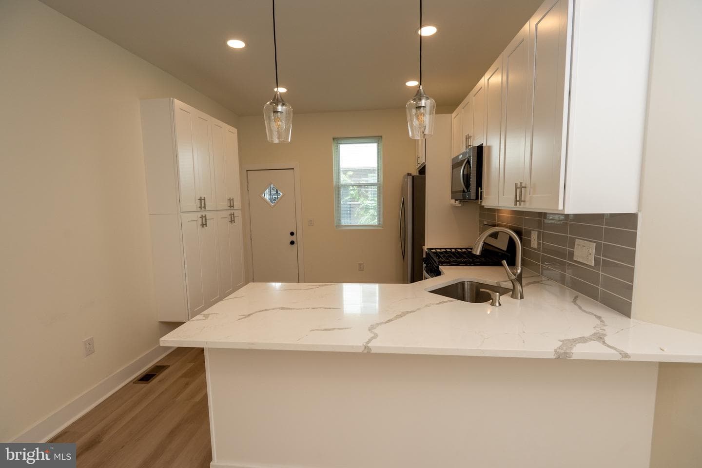 5751 Rodman Street photo 14