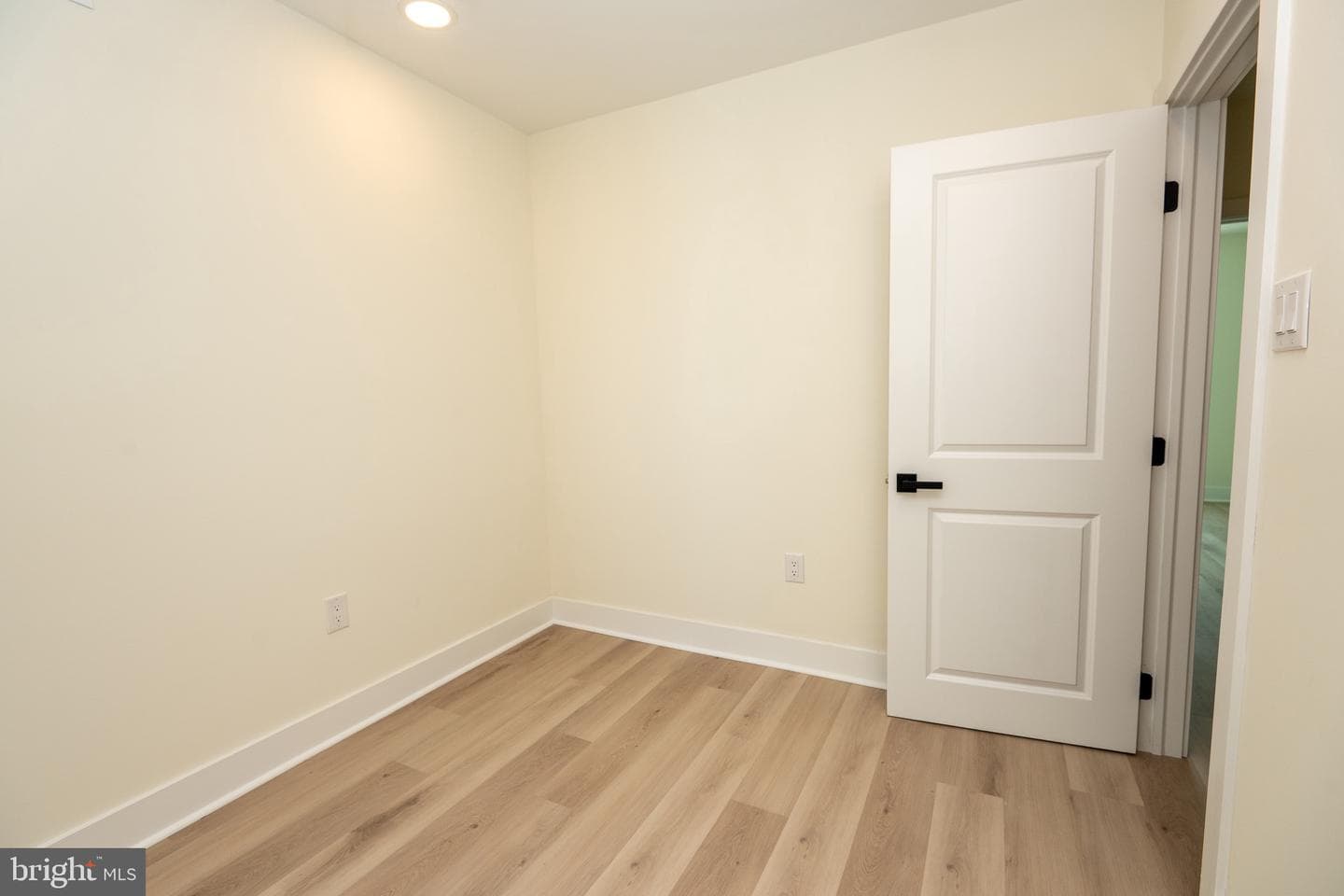5751 Rodman Street photo 19