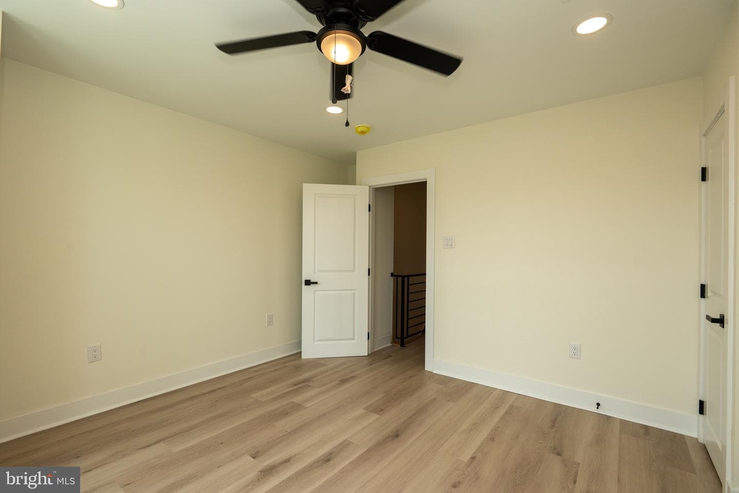 5751 Rodman Street photo 31