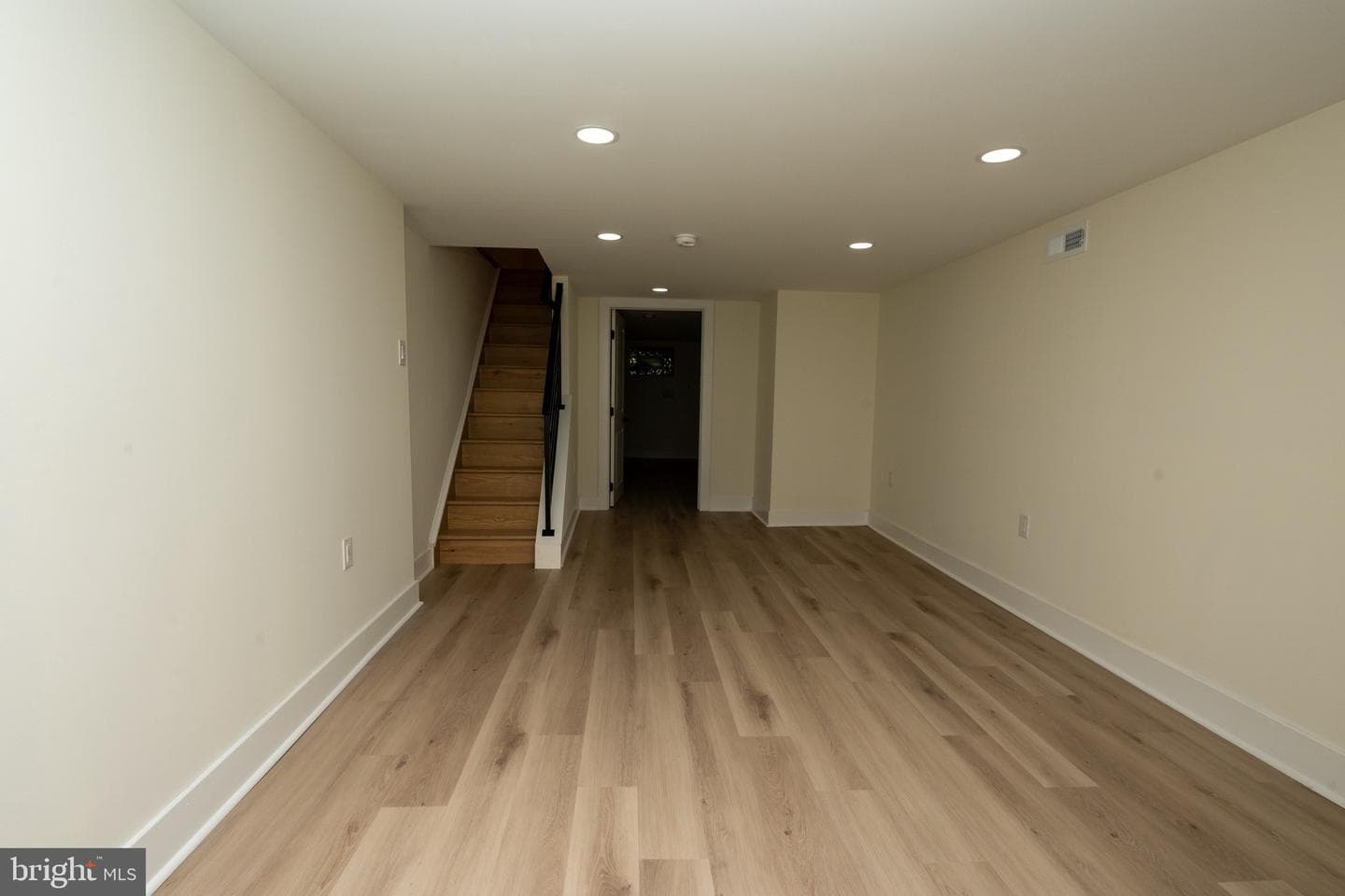 5751 Rodman Street photo 37