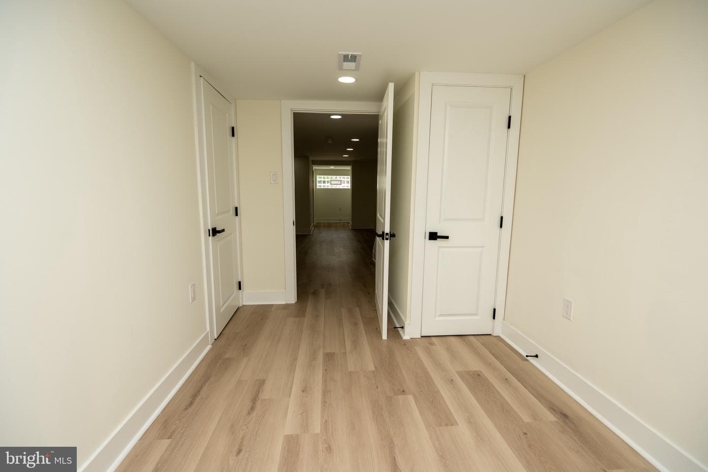 5751 Rodman Street photo 45