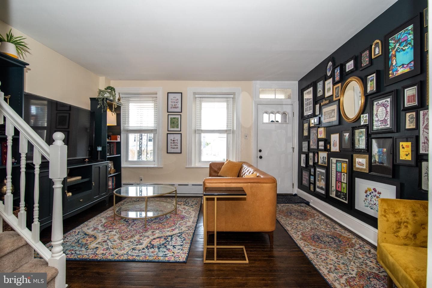 542 Dupont Street photo 4