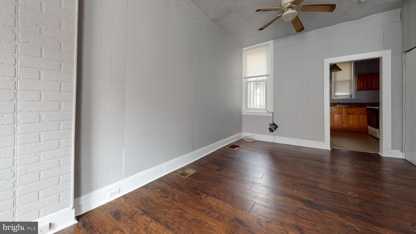 2842 N Taney Street photo 12