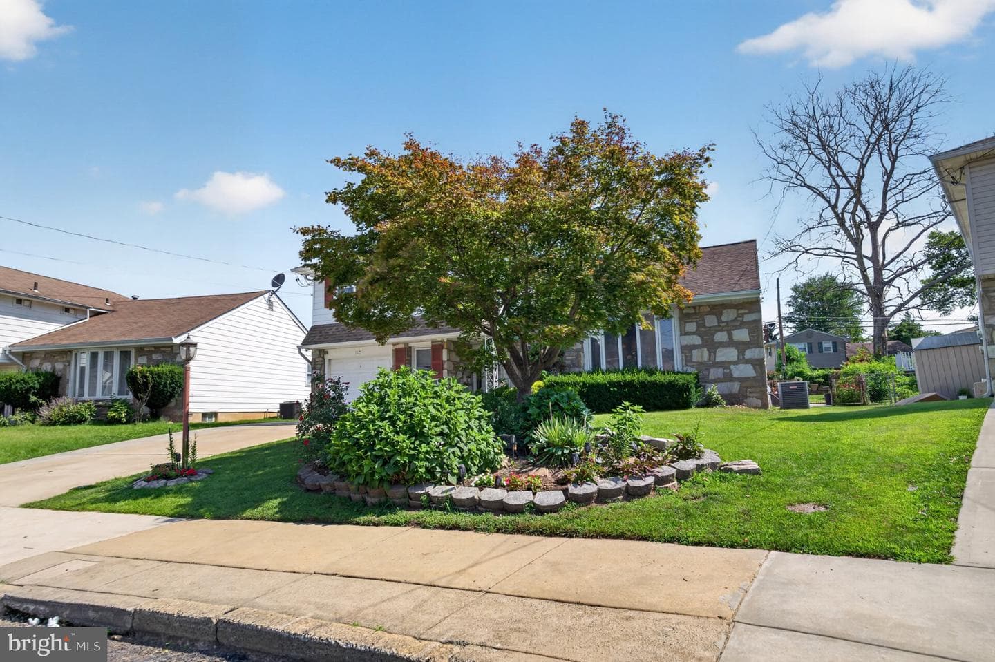 1127 Hower Lane photo 4