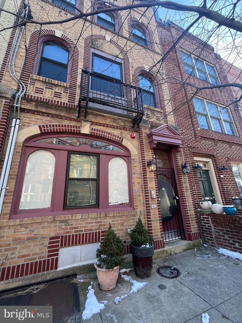 741 S 3rd Street