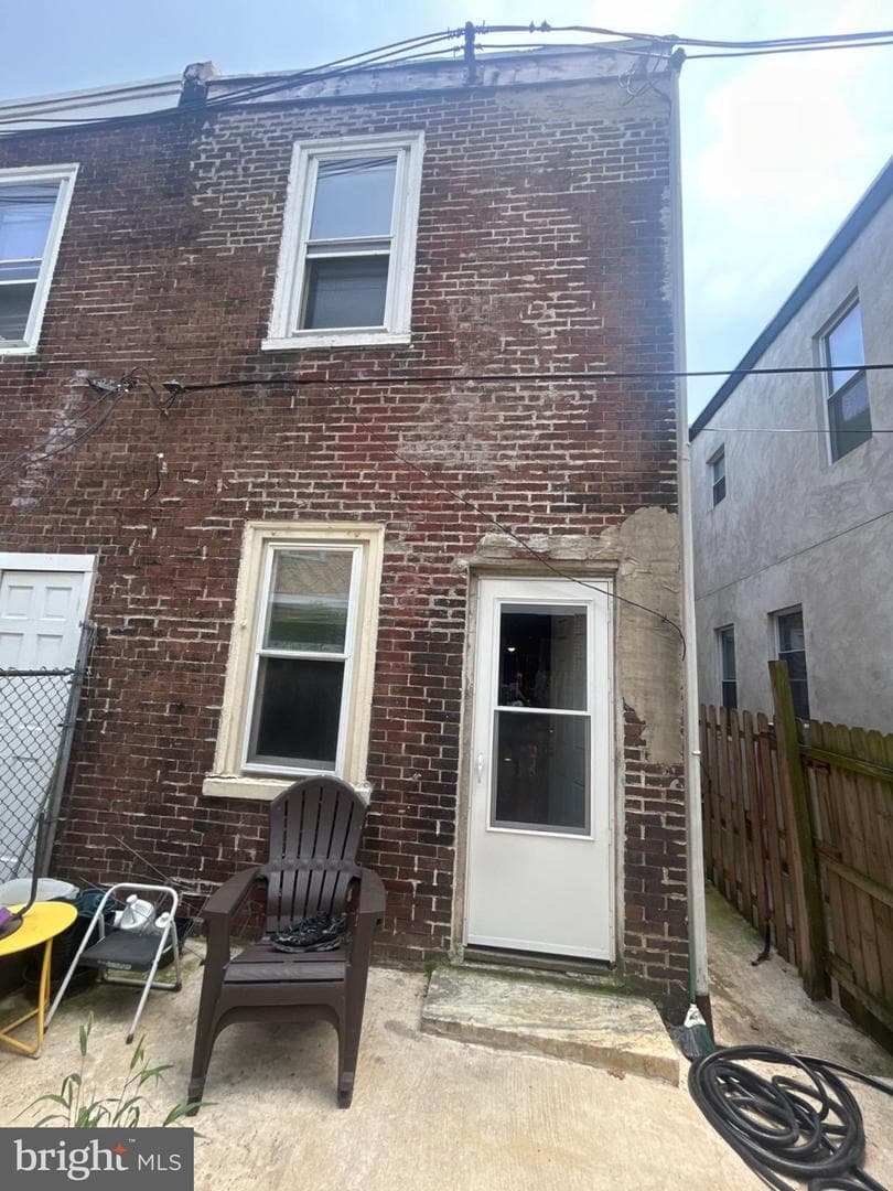 4508 Tackawanna Street photo 11