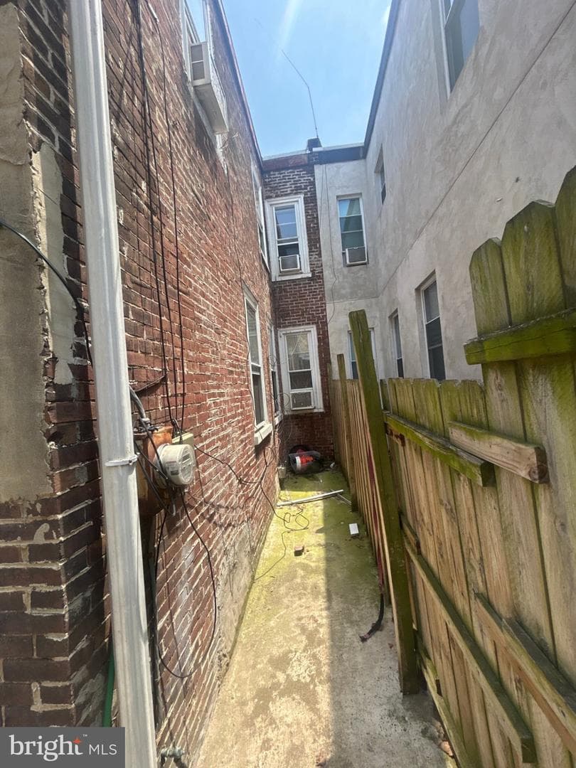 4508 Tackawanna Street photo 54