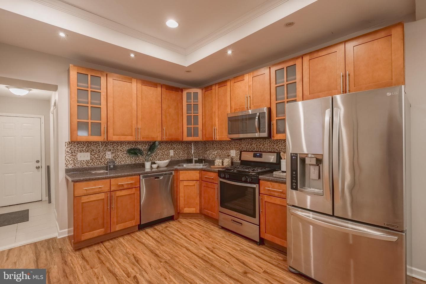 5415 Spruce Street photo 8