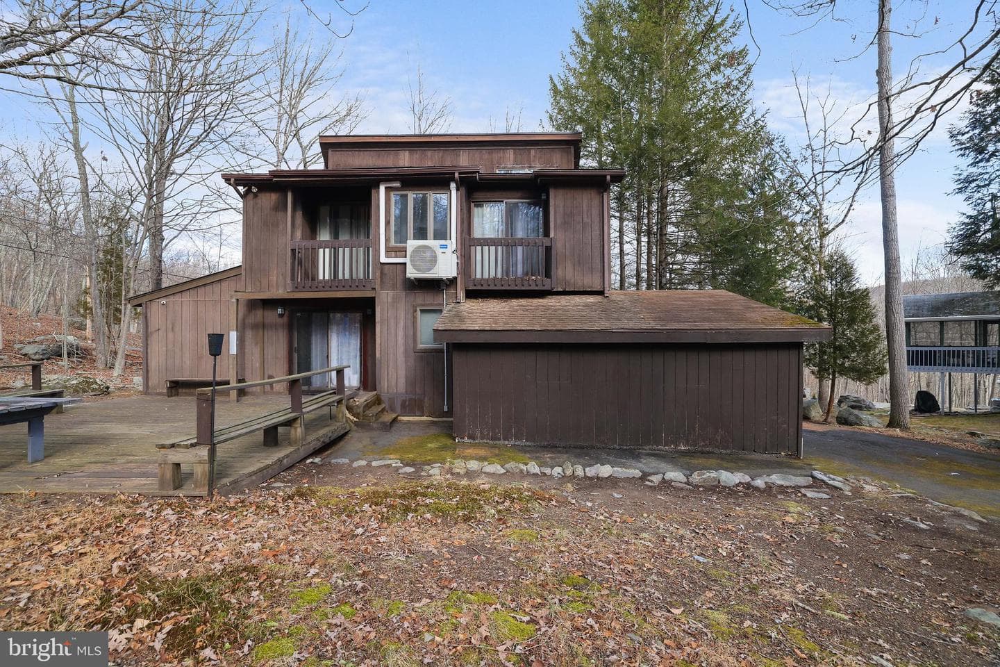 2237 Southport Drive photo 5