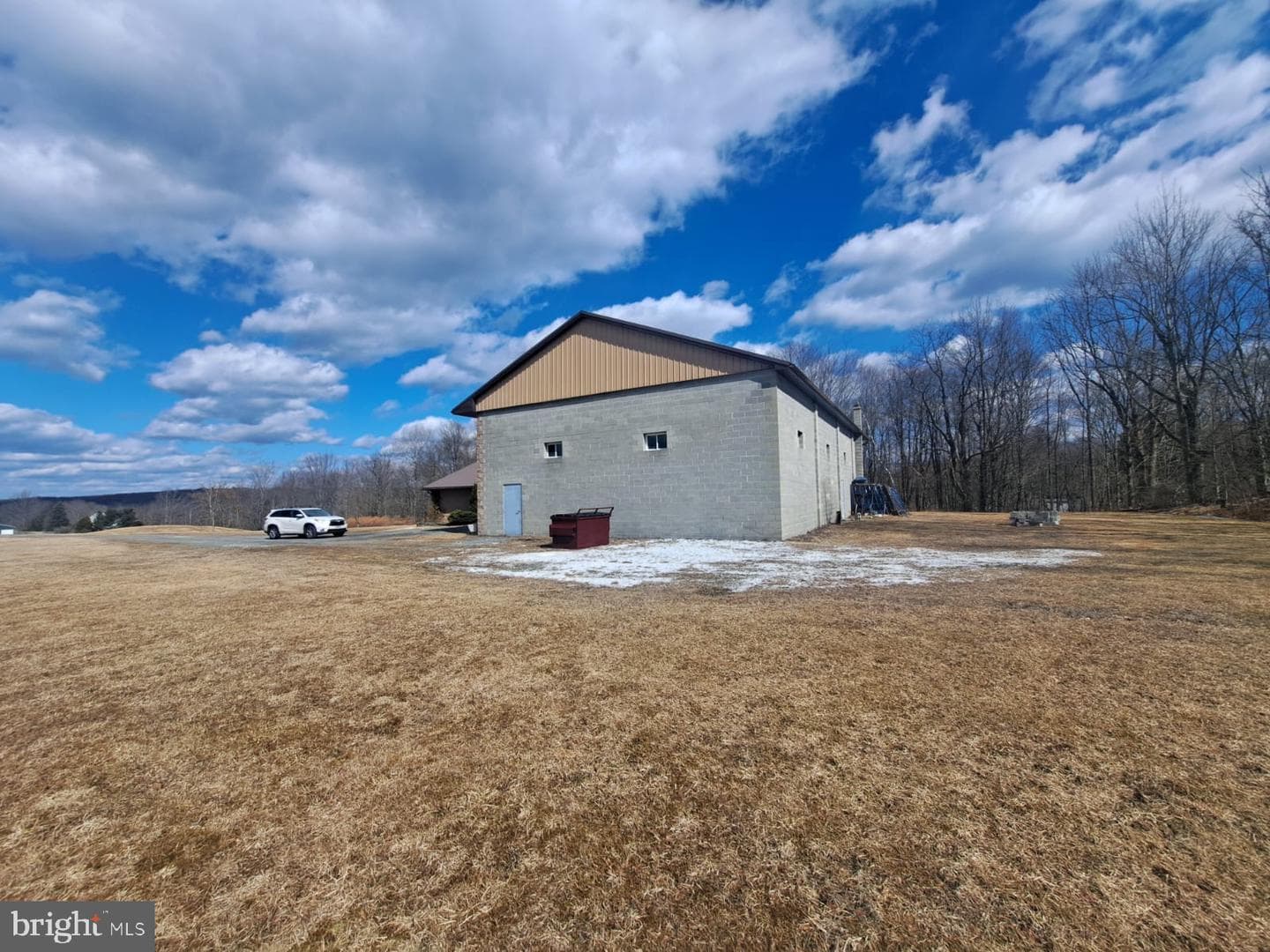 114 Farmhouse Drive photo 4