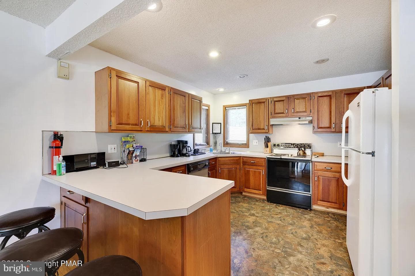 138 Banbury Drive photo 38
