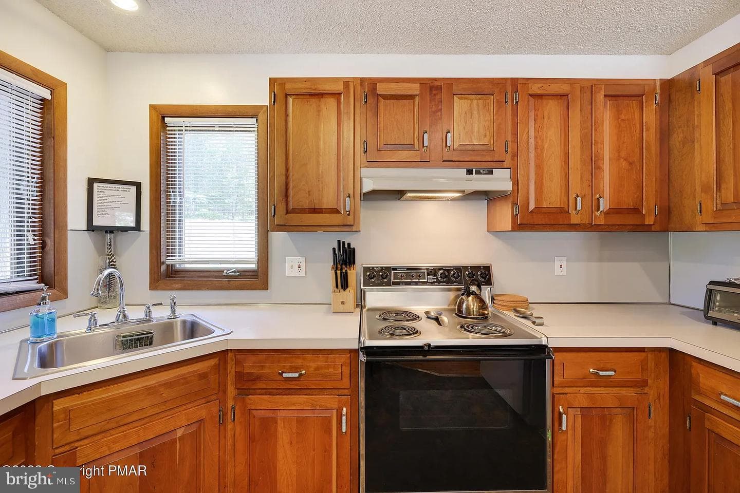 138 Banbury Drive photo 42