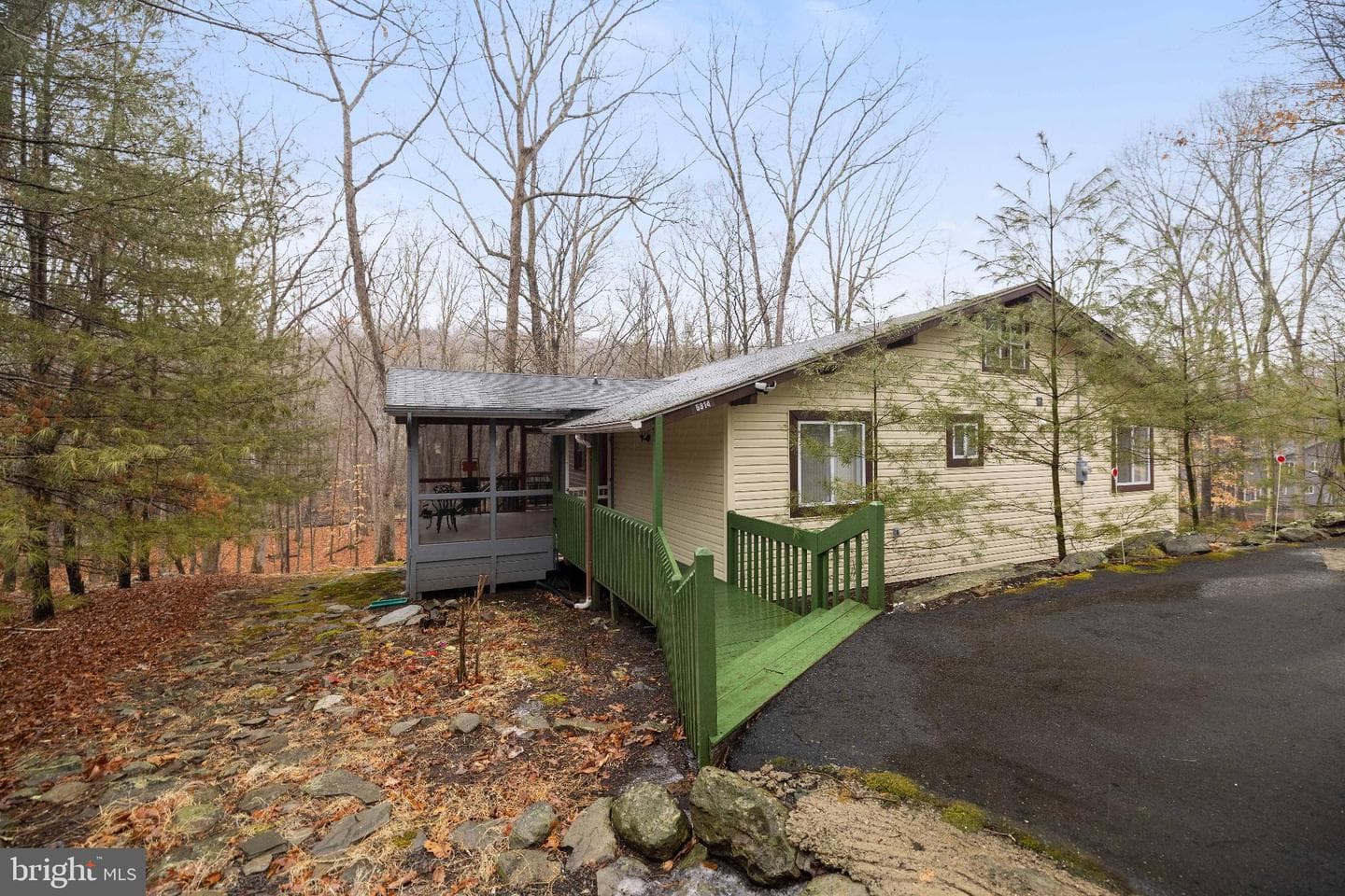 5814 Decker Road photo 4